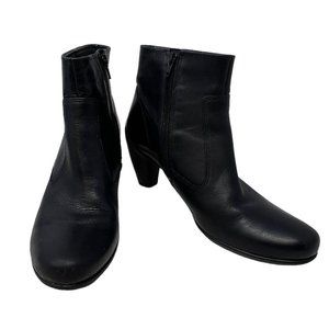 Ecco Hanna‎ Black Leather Heeled Ankle Bootie Boots Zip Side Classic Button Sz 8